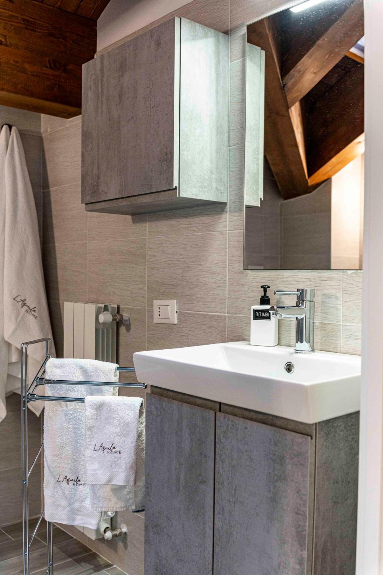 L'Aquila Home 'Il Comfort In 4 Camere' Εξωτερικό φωτογραφία